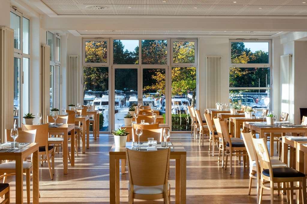 Precise Resort Marina Wolfsbruch Rheinsberg Restaurang bild